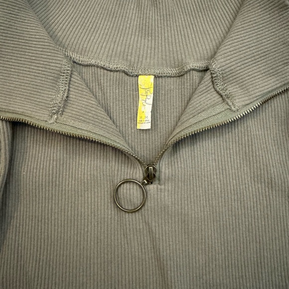 Free People - off the shoulder army green slim long sleeve - Picture 3 of 3